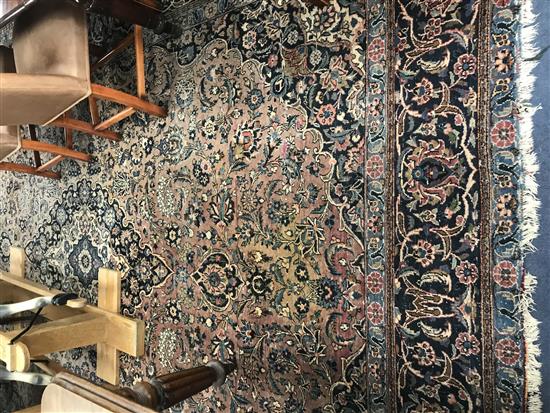 A Kashan carpet 450 x 320cm